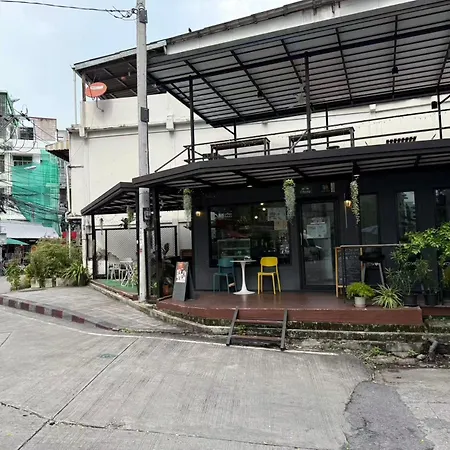 S Hostel Sukhumvit 48