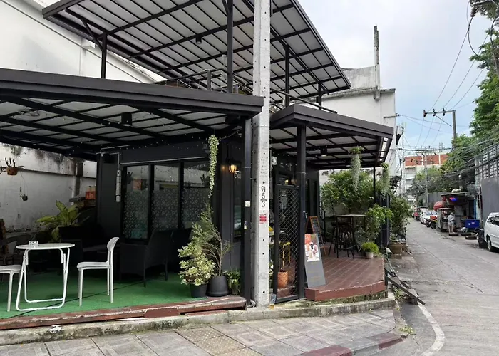 Guest house S Sukhumvit 48 3*