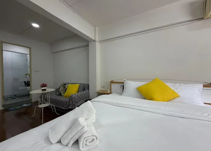 Guest house S Sukhumvit 48 3*