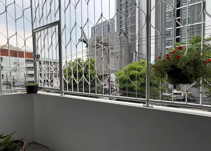 S Sukhumvit 48
