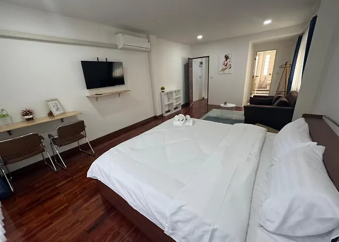 S Sukhumvit 48 Guest house